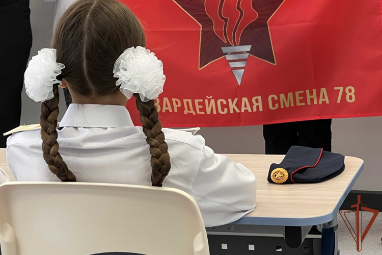 Кадетский класс Росгвардии открыт в школе Санкт-Петербурга
