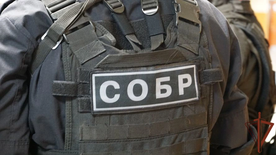 При содействии СОБР Управления Росгвардии по Кабардино-Балкарской Республике задержан подозреваемый в мошенничестве