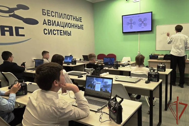 В регионах Сибири в рамках 10-летия Росгвардии состоялись патриотические и просветительские мероприятия