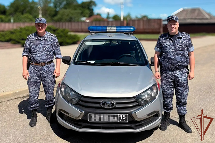 В Краснодарском крае росгвардейцы помогли будущей маме добраться до больницы