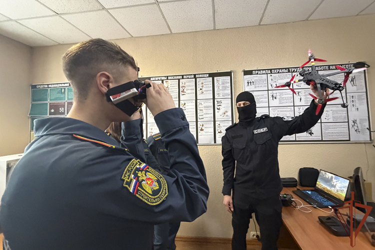 На Дальнем Востоке Росгвардия провела профориентационные встречи с подрастающим поколением