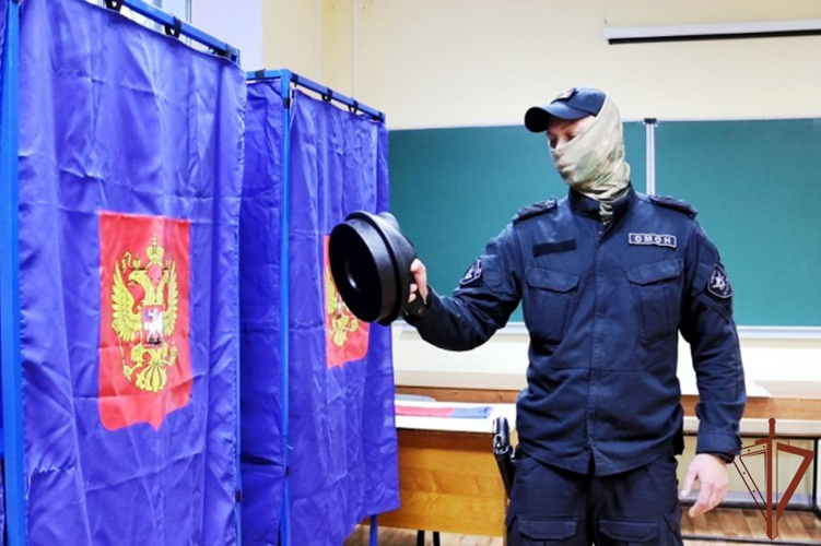 В Приволжье росгвардейцы обеспечили безопасность во время выборов
