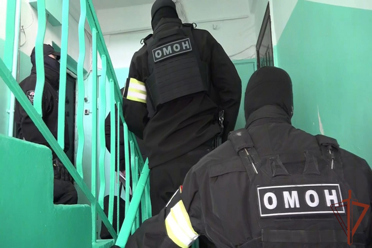 На Камчатке при содействии спецназа Росгвардии пресечена деятельность запрещенной экстремистской организации