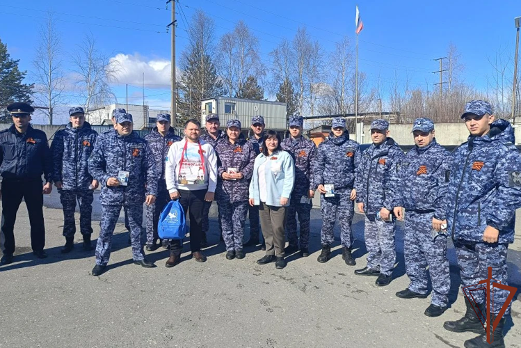 В Уральском округе войск национальной гвардии стартовала масштабная патриотическая акция «Георгиевская ленточка»