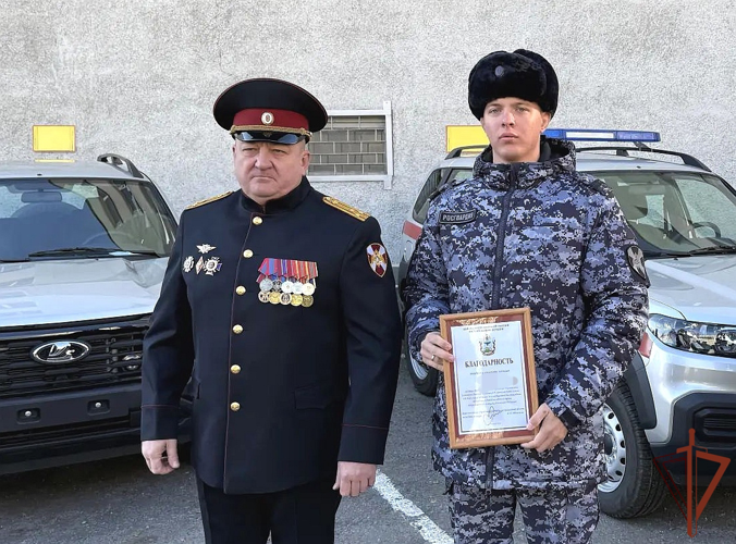Новые служебные автомобили вручили росгвардейцам в Белгороде