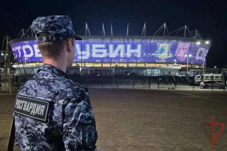 Росгвардейцы обеспечили правопорядок во время проведения футбольного матча Российской Премьер-лиги в Ростове-на-Дону