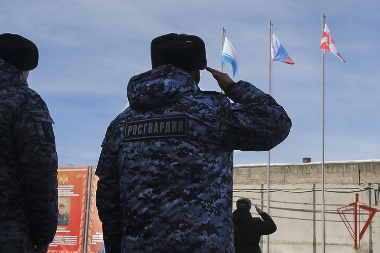 В День войск национальной гвардии в регионах Сибири прошли торжественные мероприятия