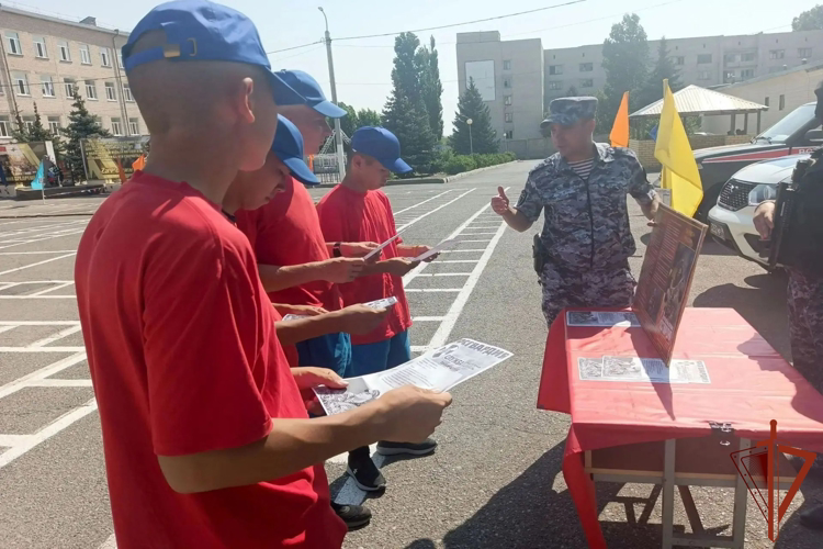 В Волгоградской области росгвардейцы провели интерактивные мероприятия