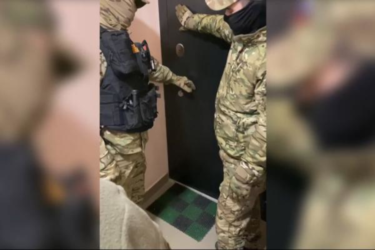 В Ярославской области при содействии Росгвардии пресечена противоправная схема коммерческого подкупа в особо крупном размере (видео)