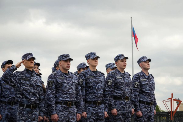 Выпуск слушателей Центра профессиональной подготовки им. Героя Советского Союза С. Х. Зайцева прошел на Поклонной горе (видео)