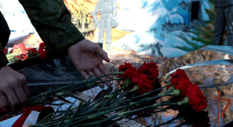 Юбилей воинской части отметили росгвардейцы в Москве (видео)