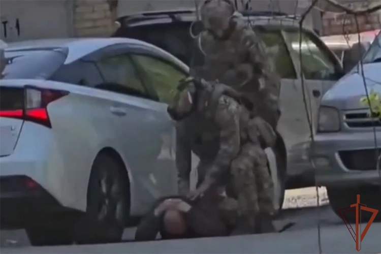 В Приморье при поддержке спецназа Росгвардии задержаны подозреваемые  в совершении мошенничества