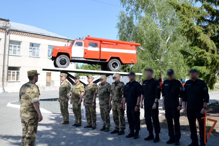 В Зауралье состоялся учебный сбор водителей специальных автомобилей Уральского округа Росгвардии