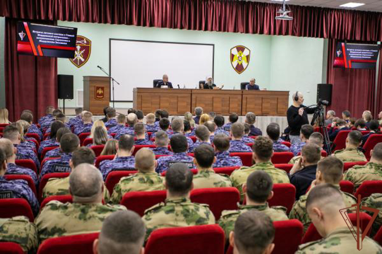 В Саранске росгвардейцы встретились с главой Мордовской митрополии