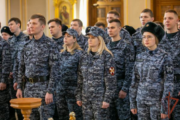 В Саранске росгвардейцы встретились с главой Мордовской митрополии