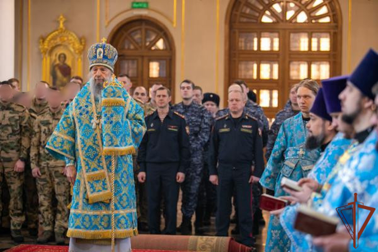 В Саранске росгвардейцы встретились с главой Мордовской митрополии