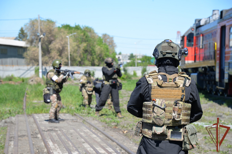 Антитеррористическое учение с участием Росгвардии проведено на пригородном вокзале Кургана
