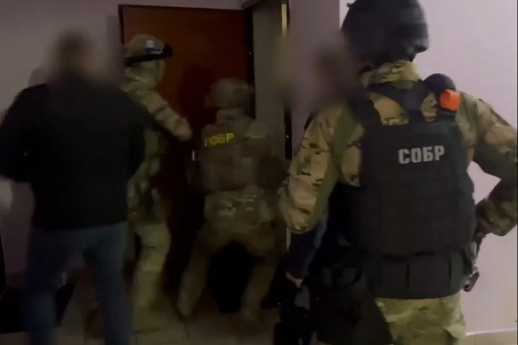В Иркутской области при содействии Росгвардии задержан мужчина, подозреваемый в убийстве, совершённом девять лет назад (видео)