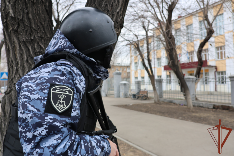 Росгвардейцы в Сибири приняли участие во всероссийских учениях по обеспечению безопасности объектов образования