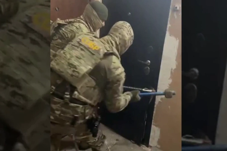 При содействии спецназа Росгвардии в Новосибирске пресечена деятельность преступной группы, организовавшей незаконную миграцию (видео)
