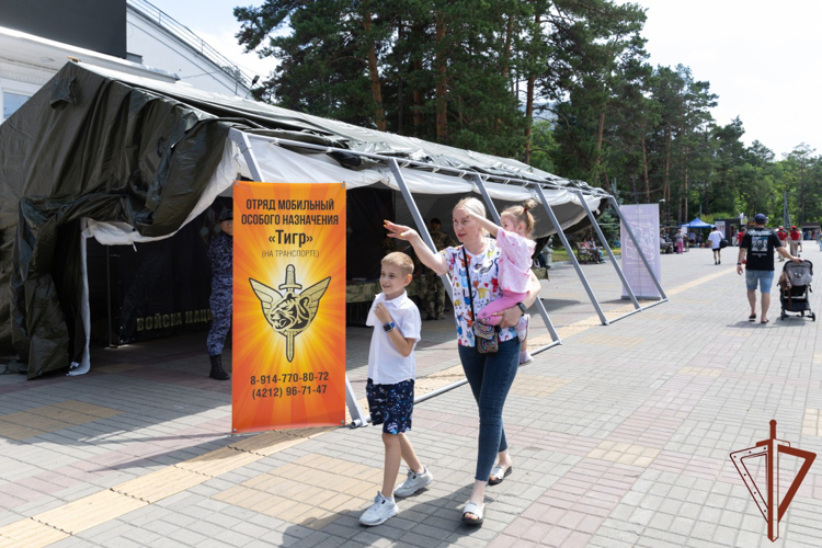 В Хабаровске Росгвардия провела спортивное мероприятие, посвященное Дню ветеранов боевых действий