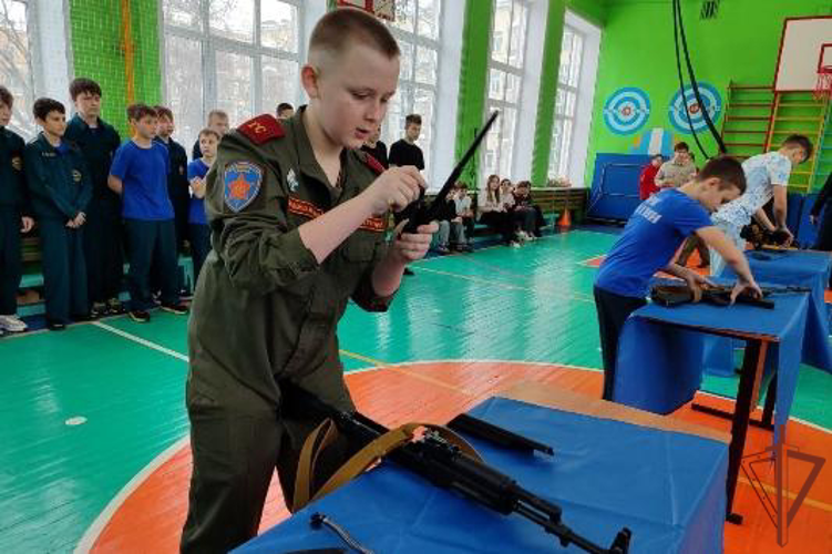 Воспитанники «Гвардейской смены» приняли участие в военно-спортивной игре в Нижнем Новгороде