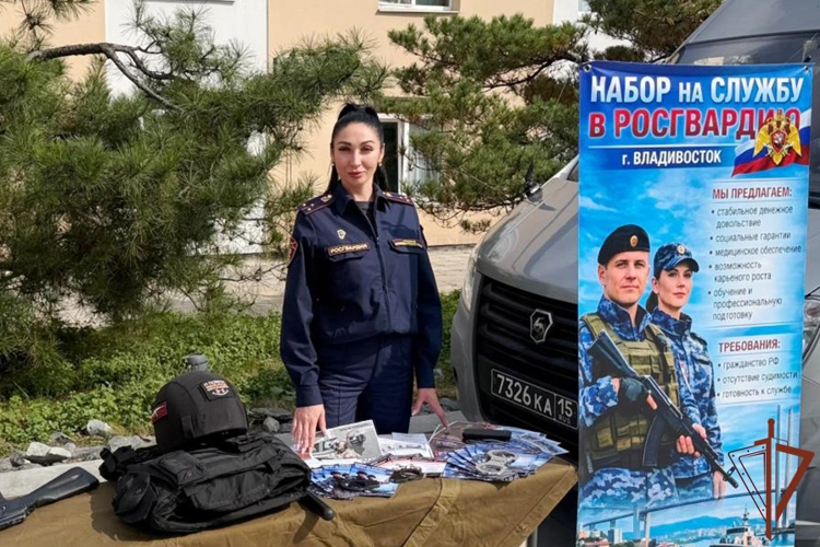 На Дальнем Востоке сотрудники Росгвардии обеспечили безопасность общественных мероприятий