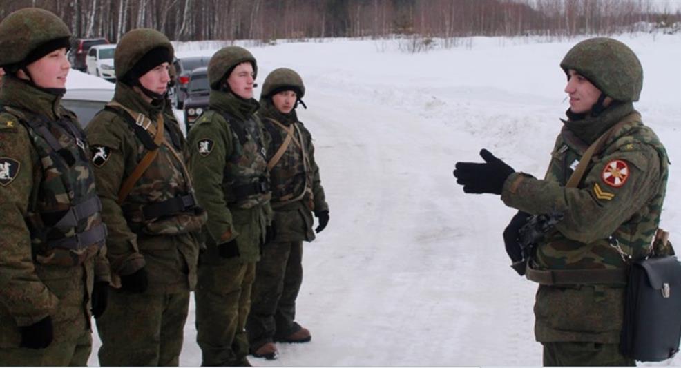 В Приволжском округе прошли стажировку курсанты военных институтов Росгвардии