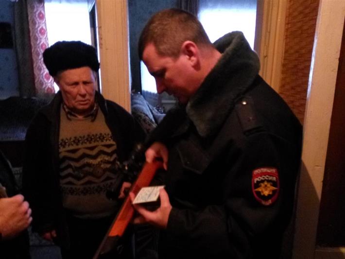 В Красноярском крае сотрудники Росгвардии изъяли 39 единиц оружия, хранившегося с нарушениями