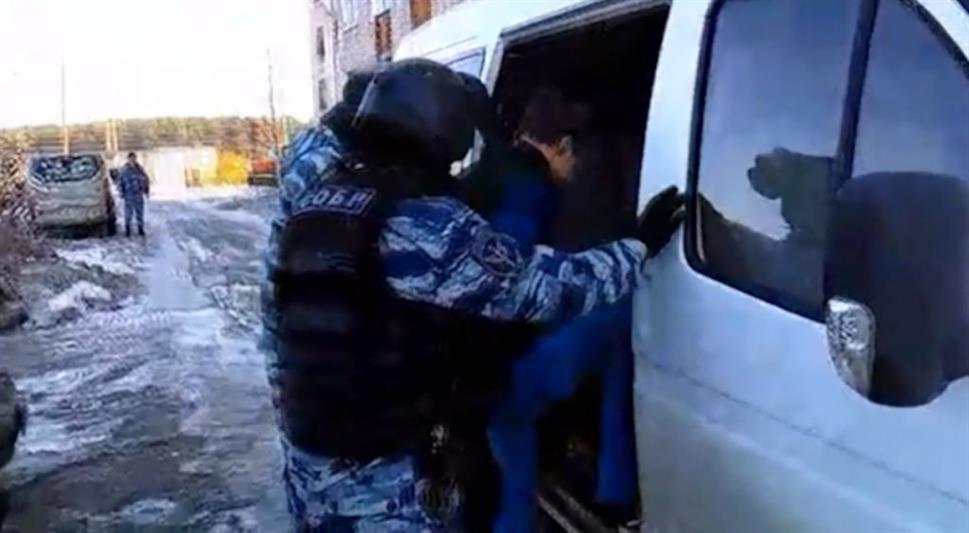 Сотрудники ивановского СОБРа Росгвардии освободили несовершеннолетних, незаконно удерживаемых злоумышленником (видео)