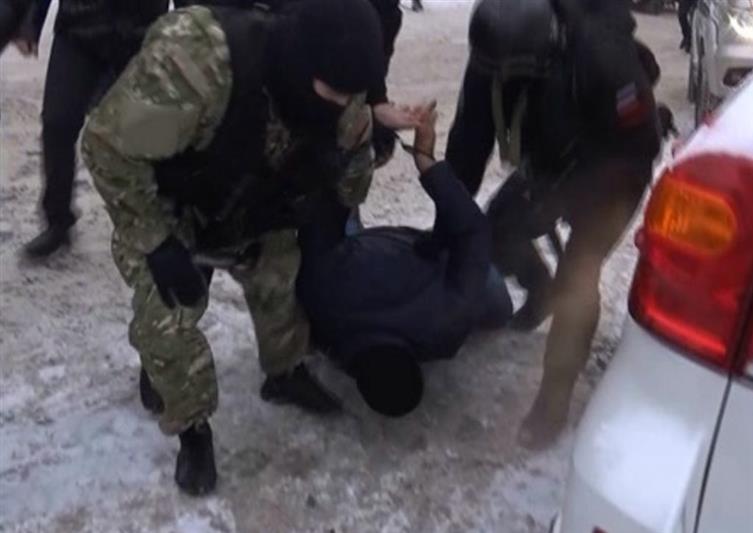 В г. Самаре бойцы СОБРа Росгвардии задержали мужчину, подозреваемого в совершении грабежа
