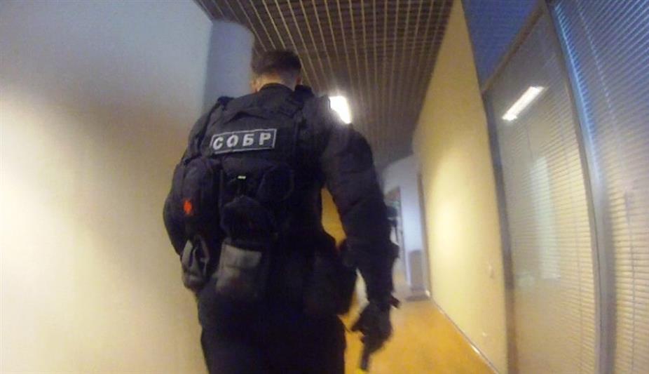 В г. Санкт-Петербурге сотрудники СОБРа «Гранит» оказали силовую поддержку оперативникам МВД при проведении обысков
