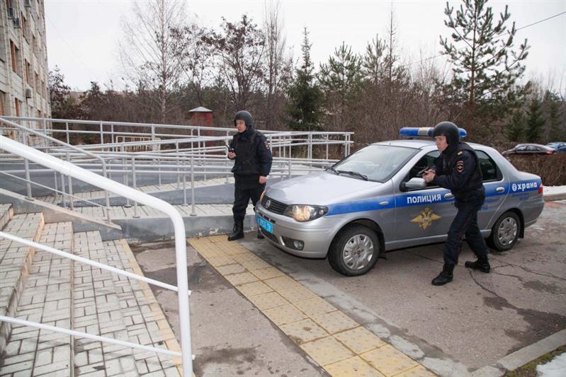 В Республике Татарстан сотрудники Росгвардии задержали мужчину, совершившего грабеж в магазине одежды