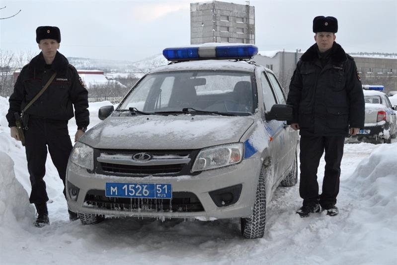 В г. Мурманске сотрудники Росгвардии задержали группу лиц, подозреваемых в краже 500 кг цветного металла