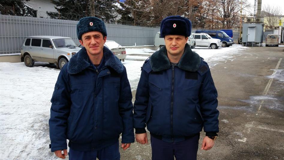 В Кабардино-Балкарской Республике сотрудники Росгвардии оказали доврачебную помощь женщине, потерявшей сознание