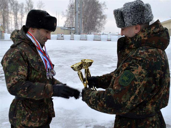 Военнослужащий отряда специального назначения «Ермак» Сибирского округа победил в Кубке России по армлифтингу