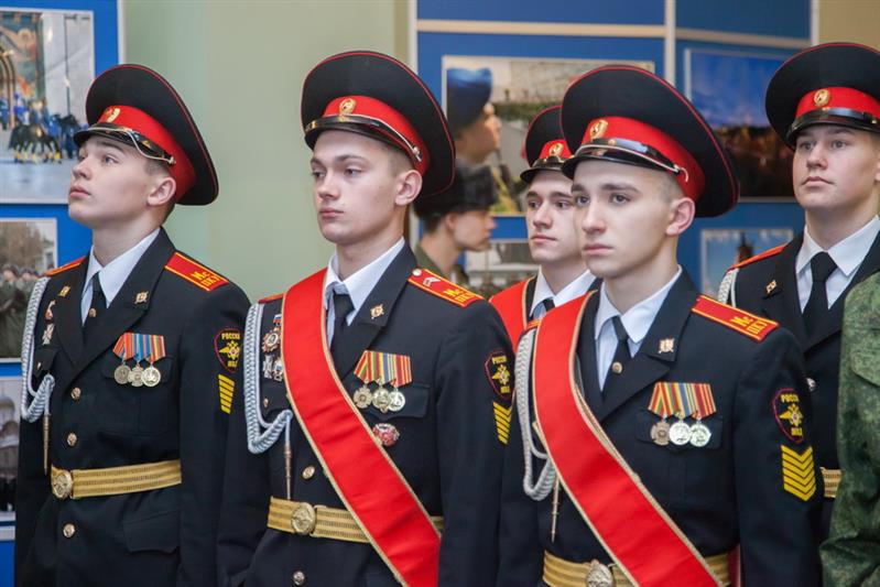 Тренировка кадет МПКУ им. Шолохова ВНГ РФ в Президентском полку ФСО России