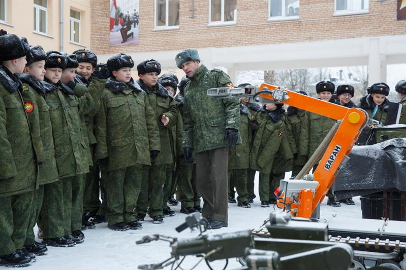 Инженерная выставка в Московском президентском кадетском училище им. Шолохова