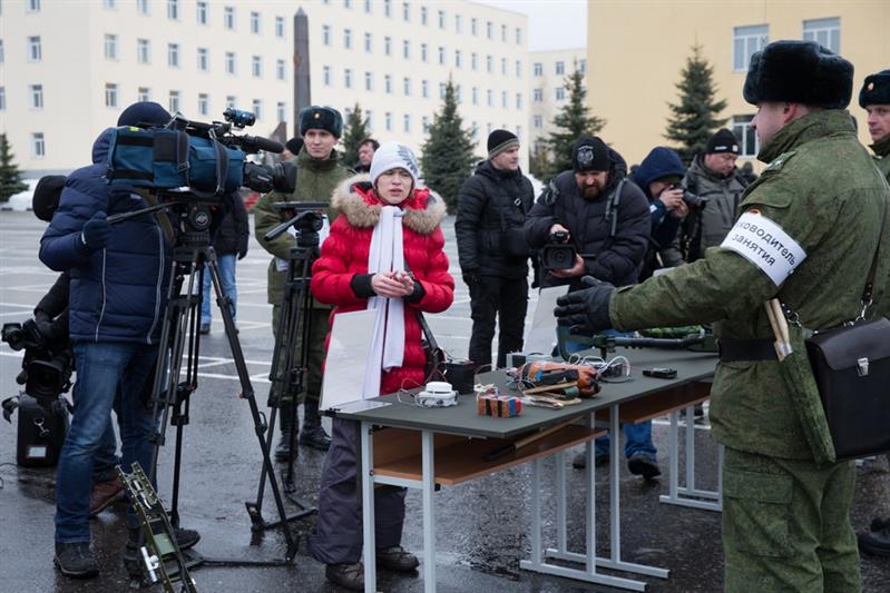В преддверии Дня защитника Отечества военнослужащие софринской бригады принимали гостей