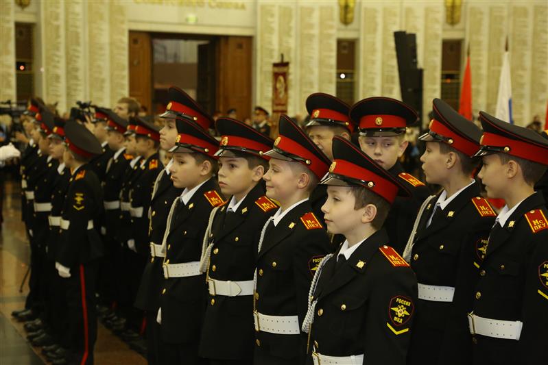 Тренировка кадет МПКУ им. Шолохова ВНГ РФ в Президентском полку ФСО России