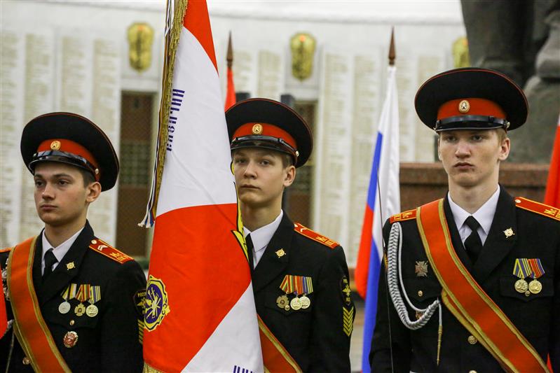 Тренировка кадет МПКУ им. Шолохова ВНГ РФ в Президентском полку ФСО России