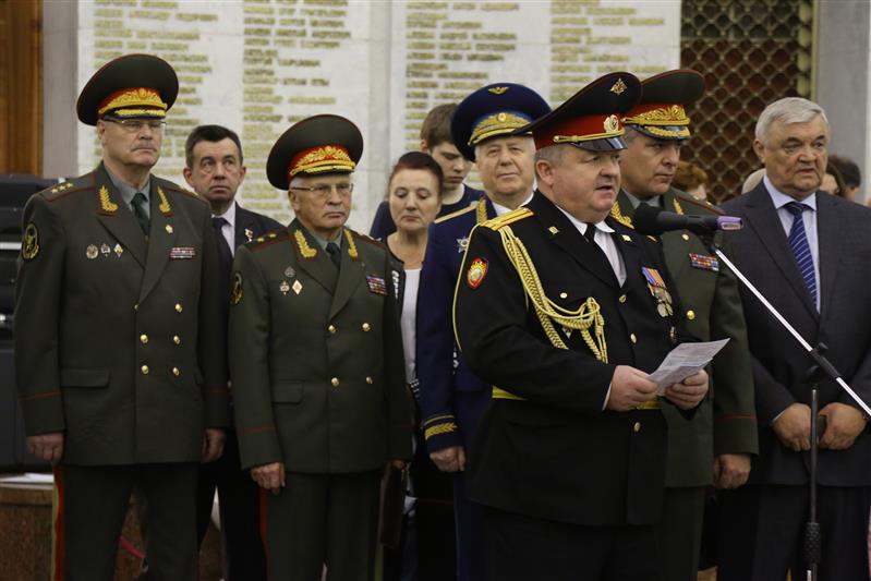 Тренировка кадет МПКУ им. Шолохова ВНГ РФ в Президентском полку ФСО России