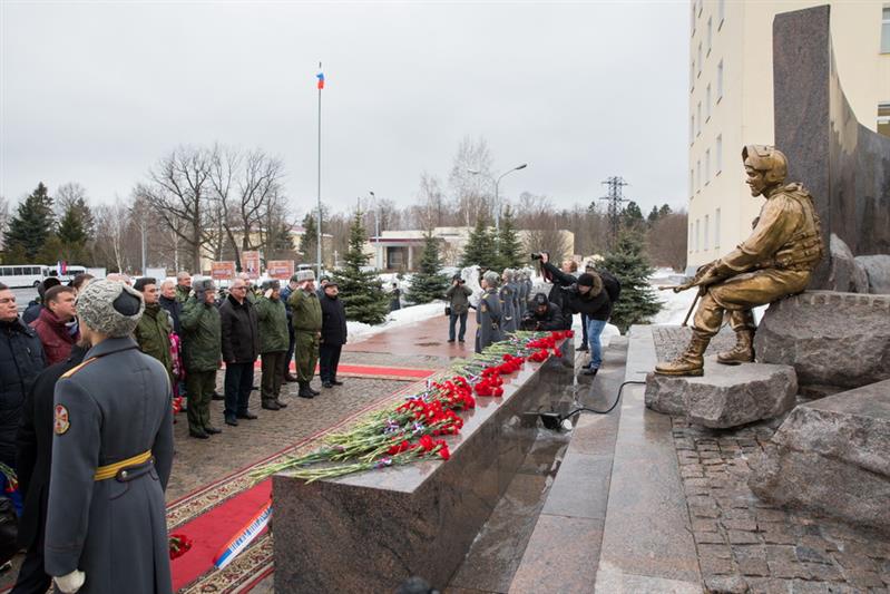 В преддверии Дня защитника Отечества военнослужащие софринской бригады принимали гостей