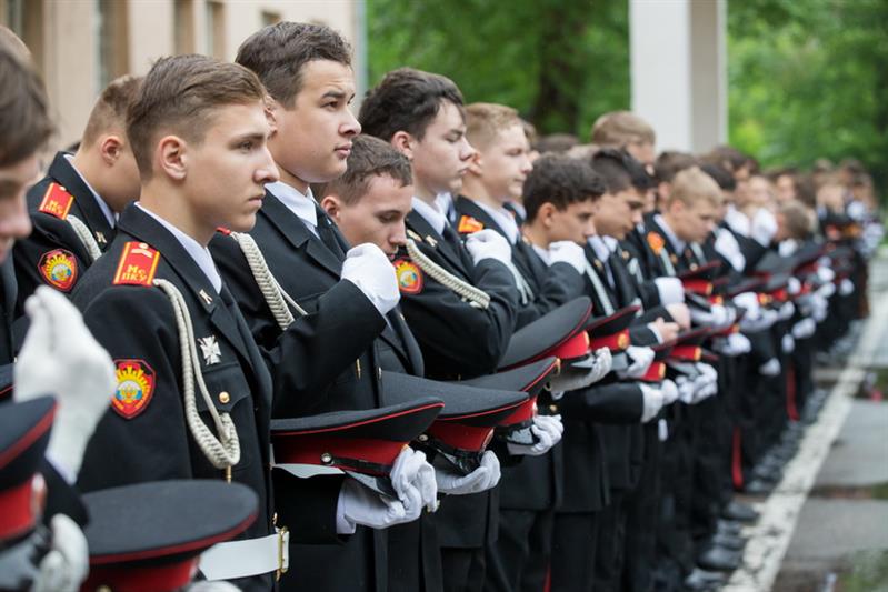 Прощание со Знаменем воспитанников Московского президентского кадетского училища им. М.А. Шолохова