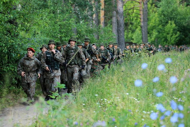Огневая, десантная и высотная подготовка подразделений Народной вооруженной полиции Китая и 604 Центра специального назначения