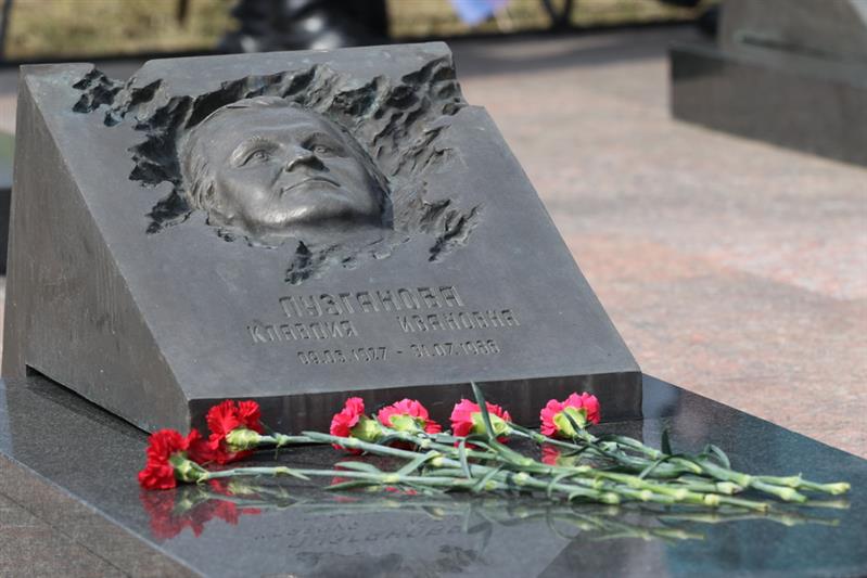 Ветераны Росгвардии приняли участие в памятном мероприятии, посвященном Дню участников ликвидации последствий радиационных аварий и катастроф
