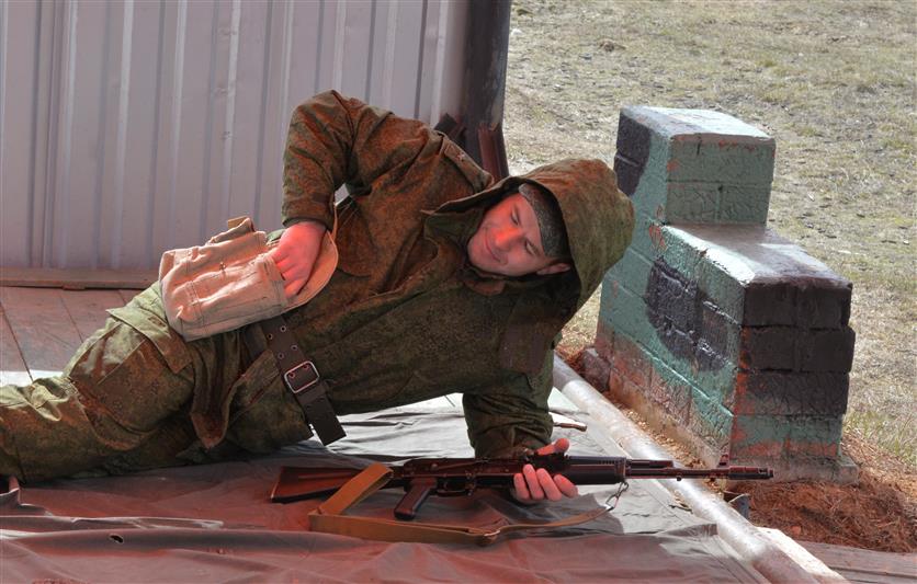 Командующий Уральским округом войск национальной гвардии РФ встретился с военнослужащими спортивной команды округа