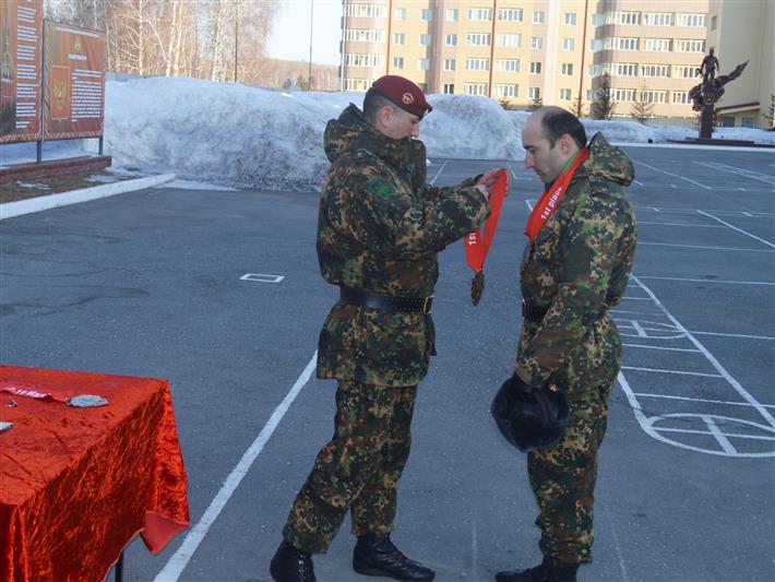 Военнослужащий отряда специального назначения «Ермак» Сибирского округа стал победителем Кубка Мира по армлифтингу