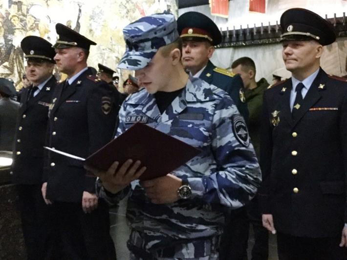 В г. Санкт-Петербурге сотрудники Росгвардии приняли присягу