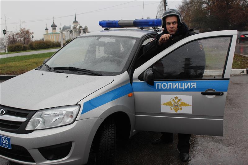 В г. Воронеже сотрудники Росгвардии нашли потерявшуюся 5-летнюю девочку